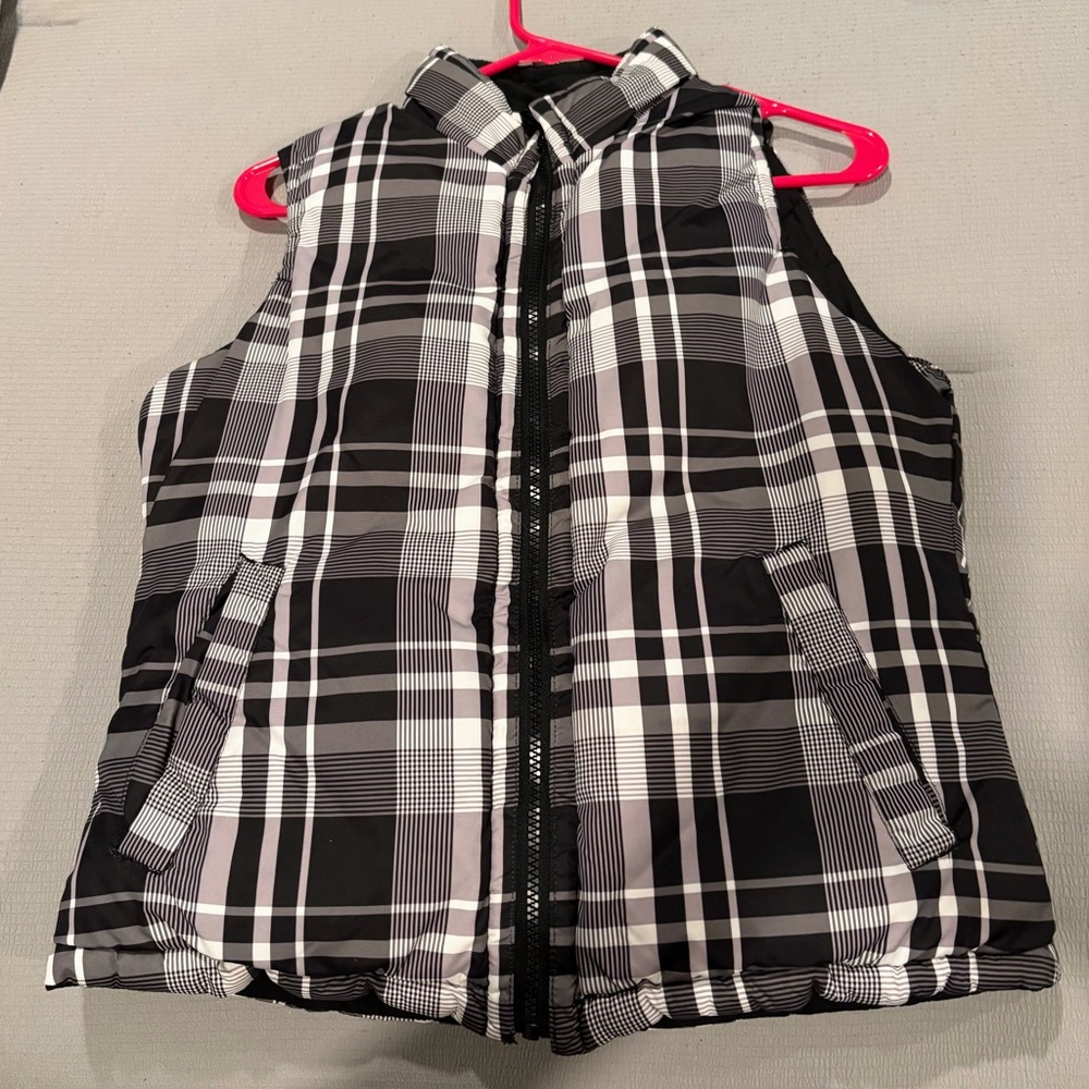Plaid Black and White Women's Vest